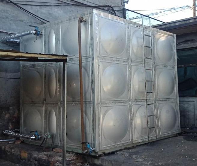 400KW+200KW电磁热水锅炉安装
