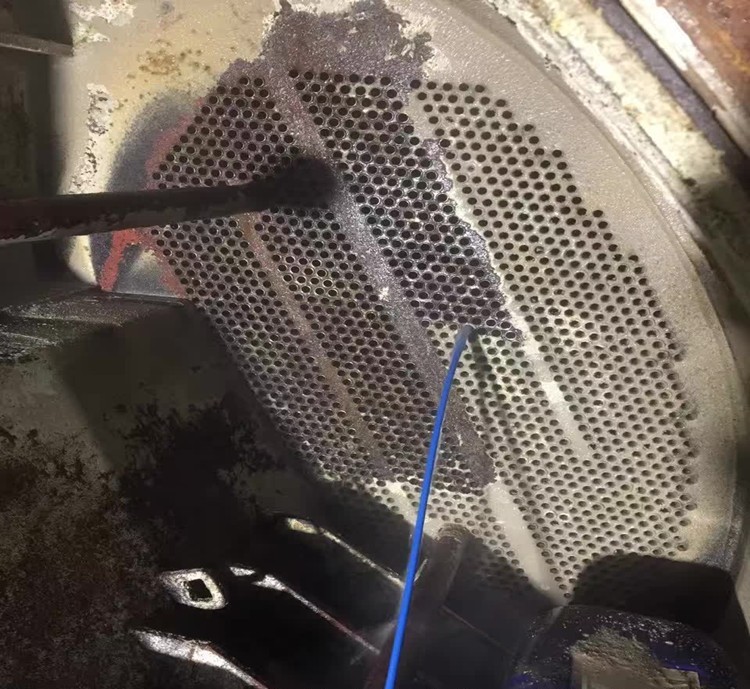 高压水清洗列管冷凝器